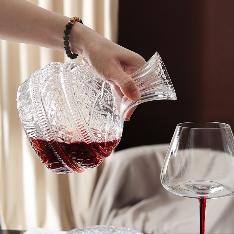 Вращающийся графин для вина DE – обзор и цена Wine Whiskey Beer